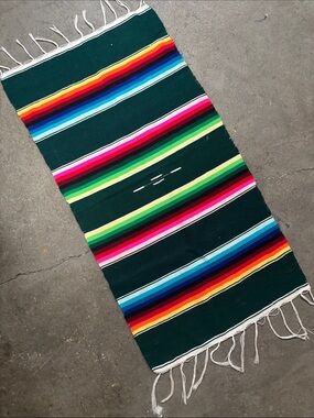 SMALL DECORATIVE MEXICAN SERAPE
